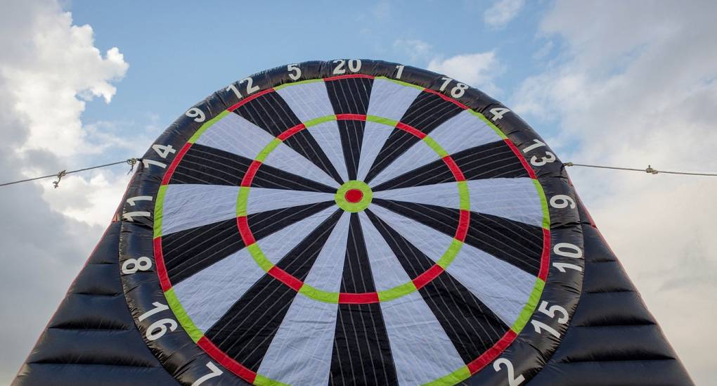 Footdarts