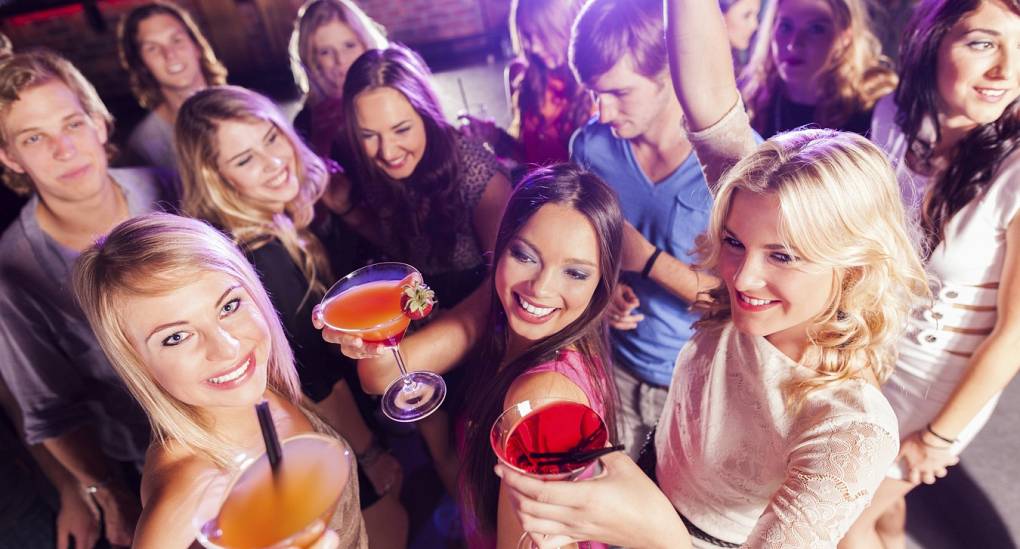 Manchester-hen-do-package-Bar.jpg