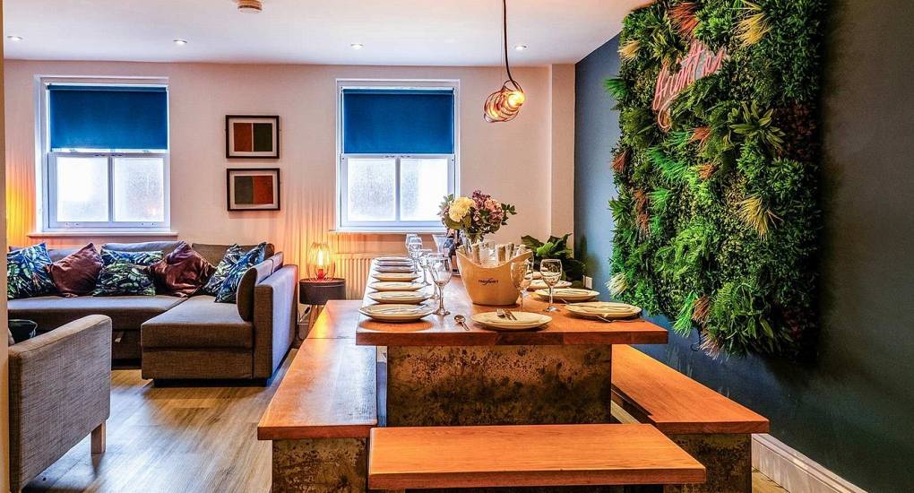 ibrighton-dining-table.jpg